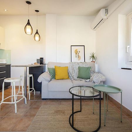 Romantic Duplex With Terrace And Great Views Жирона Экстерьер фото